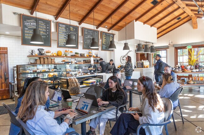 Towne Corner Café in Sunwest Lodi is packed every morning.