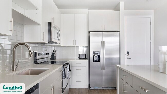 4902 Cosmos Cir unit 304, Wimauma, FL 33598 - photo 3