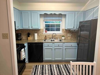 843 Harbor Bend Dr, Brandon, MS 39047