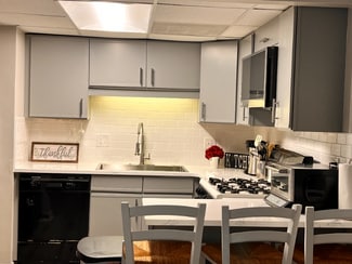 1536 Planters Ridge Ln, Alpharetta, GA 30004