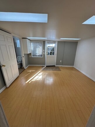 927 Avonoak Terrace, Glendale, CA 91206