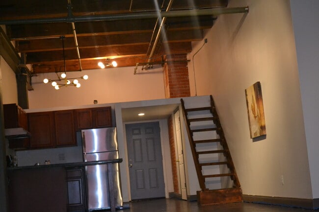 743 Beaubien St unit 303, Detroit, MI 48226 - photo 4