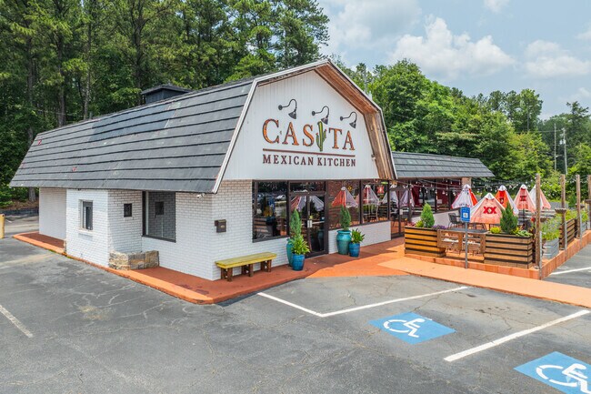 Local favorites like Casita Mexican Restaurant offer a taste of community flavor where residents gather for a casual meal.