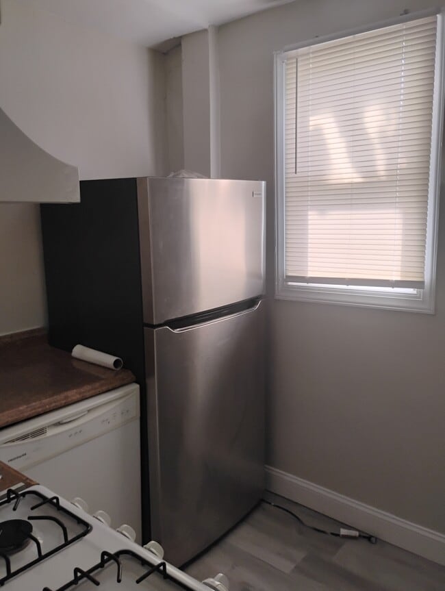 2546 E Dauphin St, Philadelphia, PA 19125 - photo 4