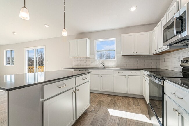 2186 E Centre Ave unit 38545565, Portage, MI 49002 - photo 4