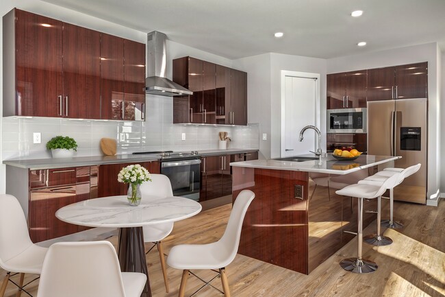 18 - Kitchen - Standard - 0.jpg