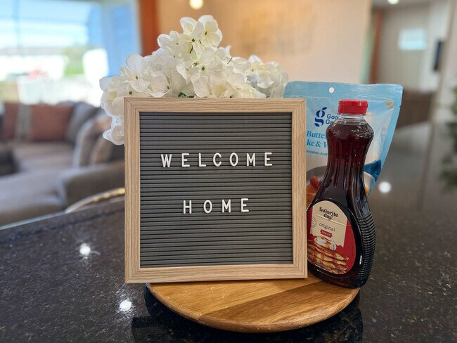 224 Captiva Dr unit ID1256089P, Davenport, FL 33896 - photo 2