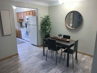 3020 Old Hwy 8, Roseville, MN 55113