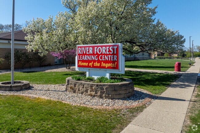 River Forest Elementary School pylon.