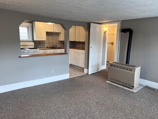 17 Elm St Unit 3, Lancaster, NH 03584