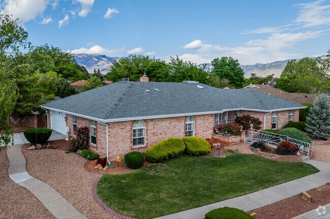 S Y Jackson is homes to many beautiful brick homes.