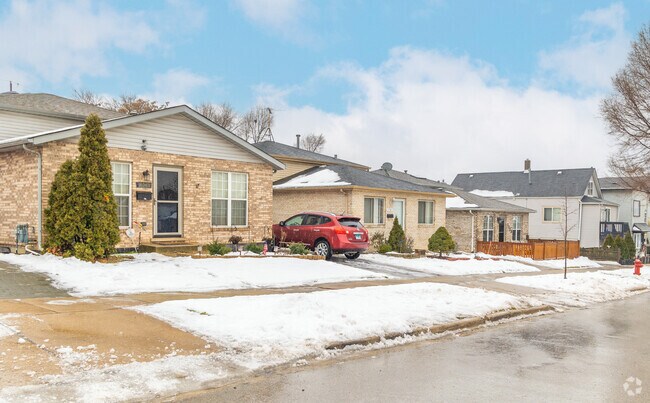 Bridgeview features many single family homes of moderate size.