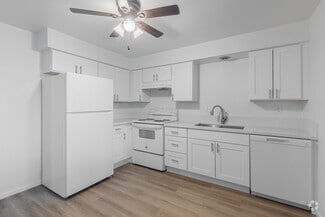 17925 E Burnside St, Portland, OR 97233
