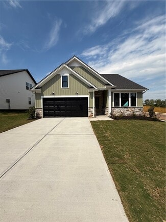 125 Tiger Lily Dr, Anderson, SC 29621