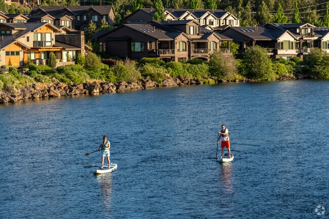 Riverbend Park is located along the Deschutes River in the Southern Crossing neighborhood.