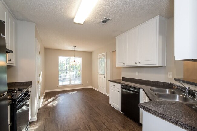 310 the Gables Dr, McDonough, GA 30253 - photo 7