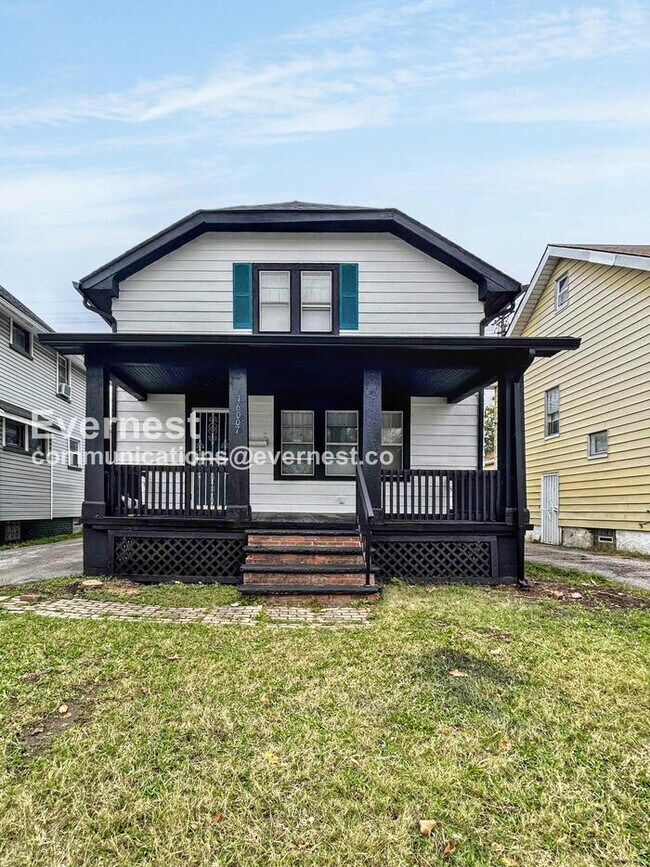 16007 Elderwood Ave, East Cleveland, OH 44112