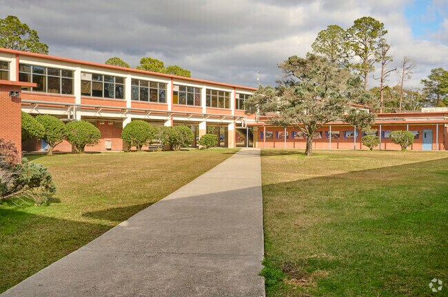 Westdale's large campus delights students and teachers alike in Airline/Jefferson.