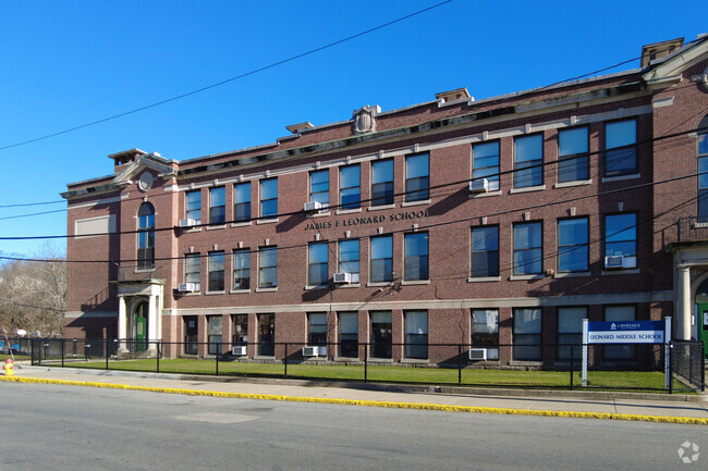 Leonard Middle School in Lawrence has an overall grade of C- on Niche.