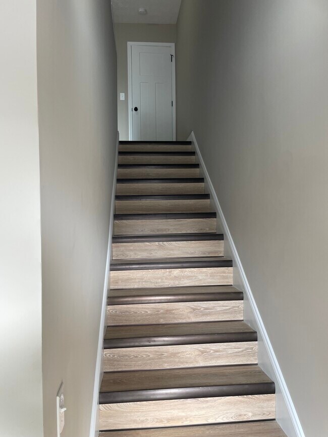 1055 Gordon Hill Pike unit 4, Corbin, KY 40701 - photo 7