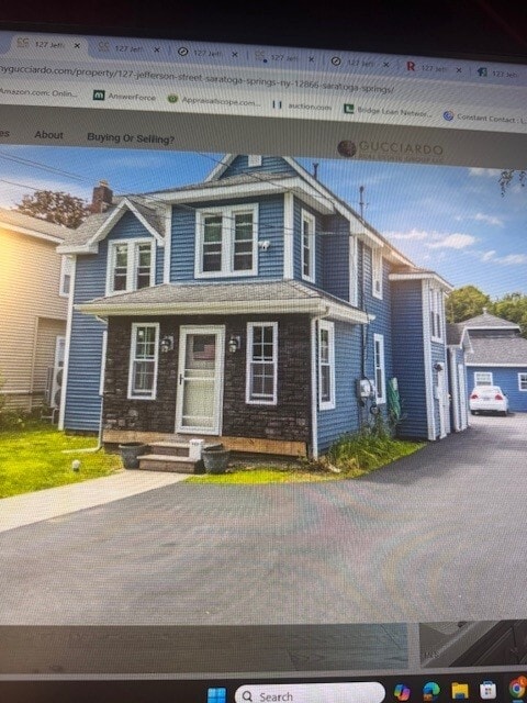 127 Jefferson St Unit 2, Saratoga Springs, NY 12866