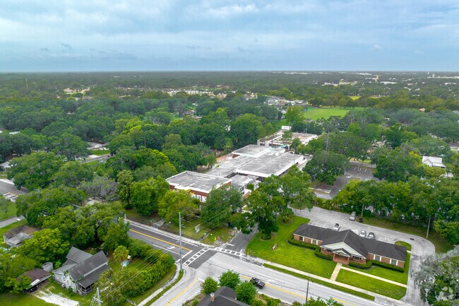 Burney Elementary School has a moderately sized campus.