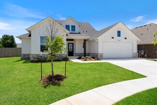 13312 SW 8th St, Yukon, OK 73099