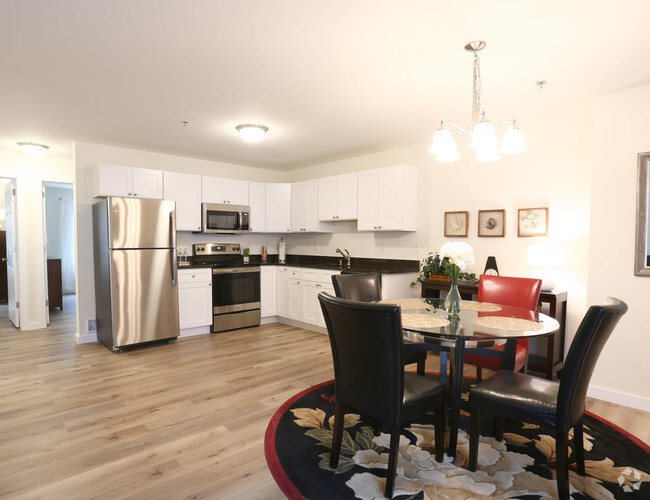 Eat In Kitchen