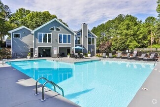 8625 Winter Oaks Ln, Charlotte, NC 28210