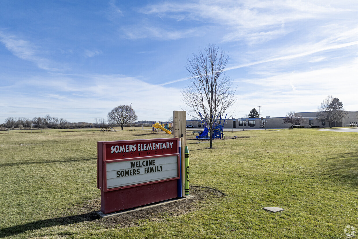 Somers Elementary School, Kenosha WI Rankings & Reviews - Homes.com