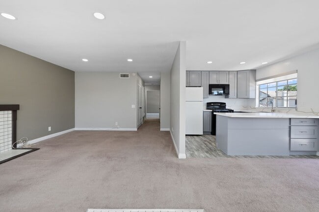 19 Exeter, Irvine, CA 92612 - photo 4