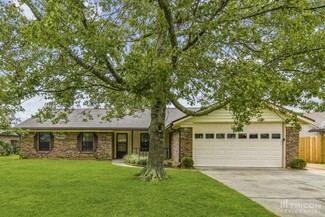 801 Hardwood St, Orange Park, FL 32065