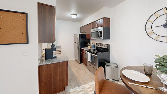 517 E Division St unit ID1253109P, Fond Du Lac, WI 54935 - photo 7