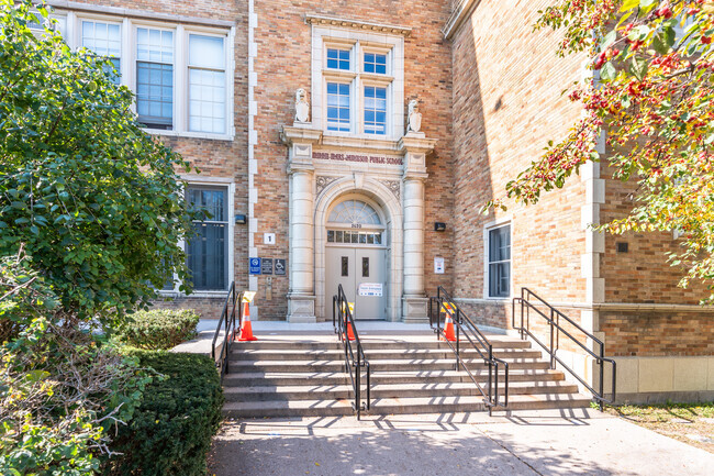 Jamieson Elementary enrolls approximately 780 students froom grades PK through 8th grade.