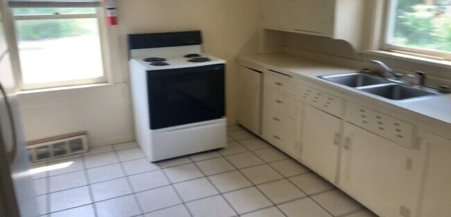 717 Water St, Eau Claire, WI 54703 - photo 7