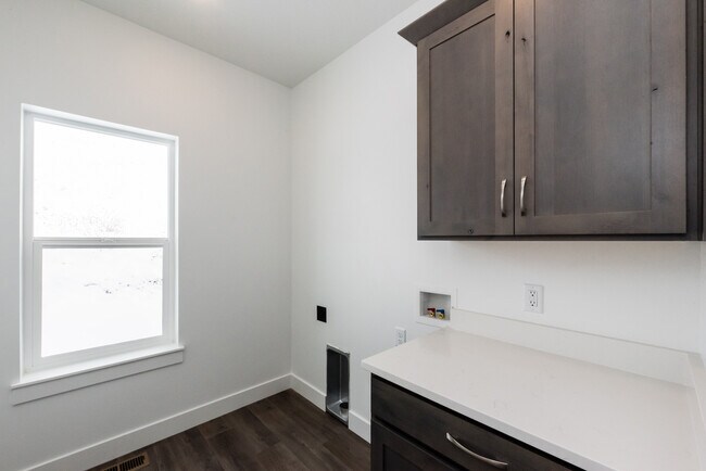 684 S 325 E unit 37877534, Willard, UT 84340 - photo 6