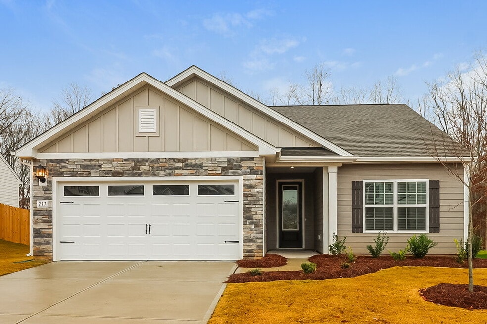 217 Colonial Reserve Ave, Troutman, NC 28166 - photo 1