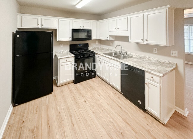 6417 Harvester Cir, Douglasville, GA 30134 - photo 7