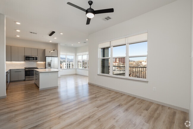 Ensley, Colorado Springs, CO 80903 - photo 5