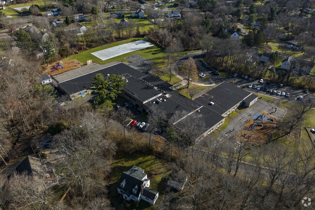Jennings Elementary School at 31 Palm Drive in Fairfield, CT.