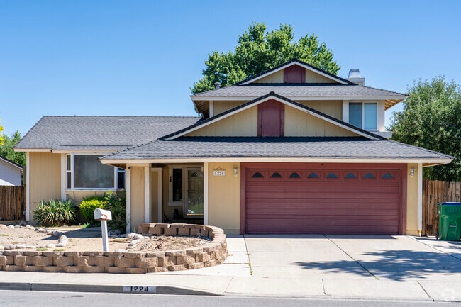 Split-level homes are common in O'Callaghan.