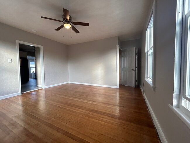 120 S End Rd unit 2nd Flr, New Haven, CT 06512 - photo 7