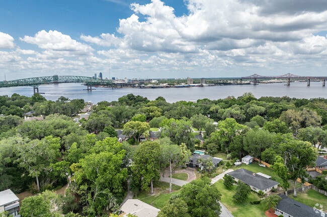 Empire Point is connected to Jacksonville by the Hart and Matthews bridges.