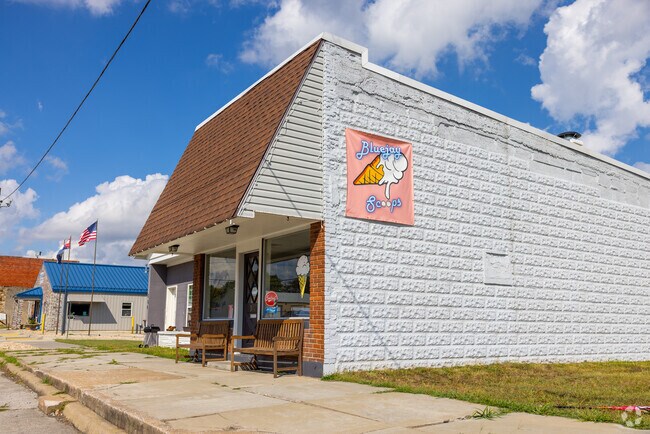Bluejay Scoops in downtown Clever serves seasonal ice cream in a family-friendly setting.