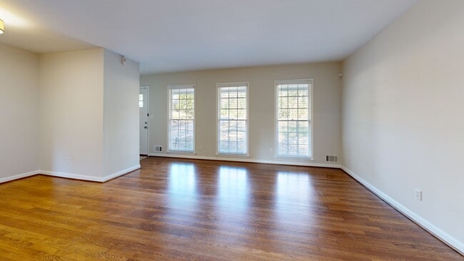 1943 Vicki Ln SE, Atlanta, GA 30316 - photo 3