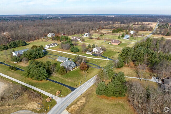 Many homes in the Kingston neighborhood have expensive yards.