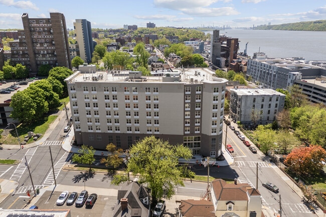 Regency on the Hudson, Yonkers, NY 10701 - photo 7