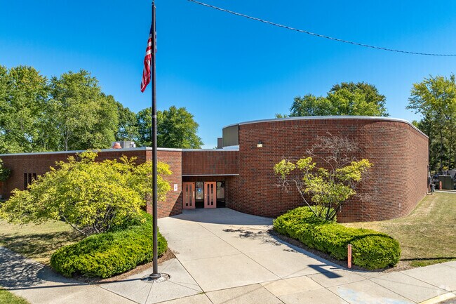 Avalon Elementary School near Preserve South serves the children in grades PK, K-3.