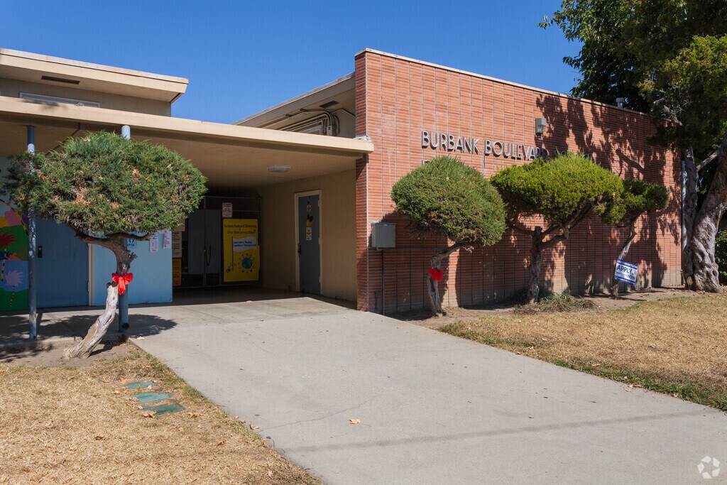 Burbank Boulevard Elementary provides education in the neighborhood of 
Valley Village.