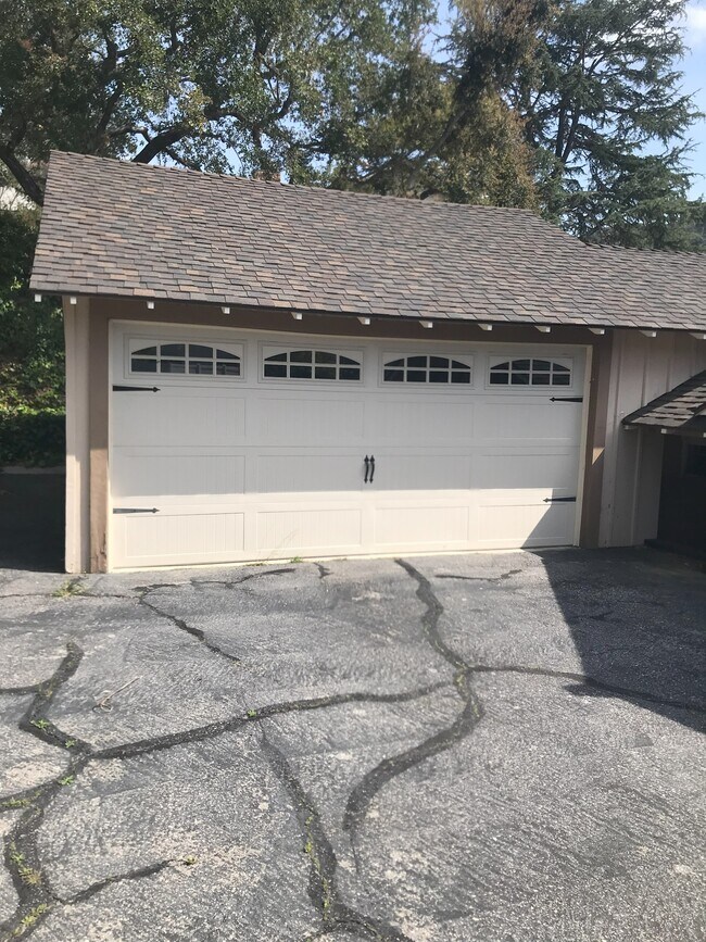 Lake Sherwood, CA Homes for Rent - Homes.com